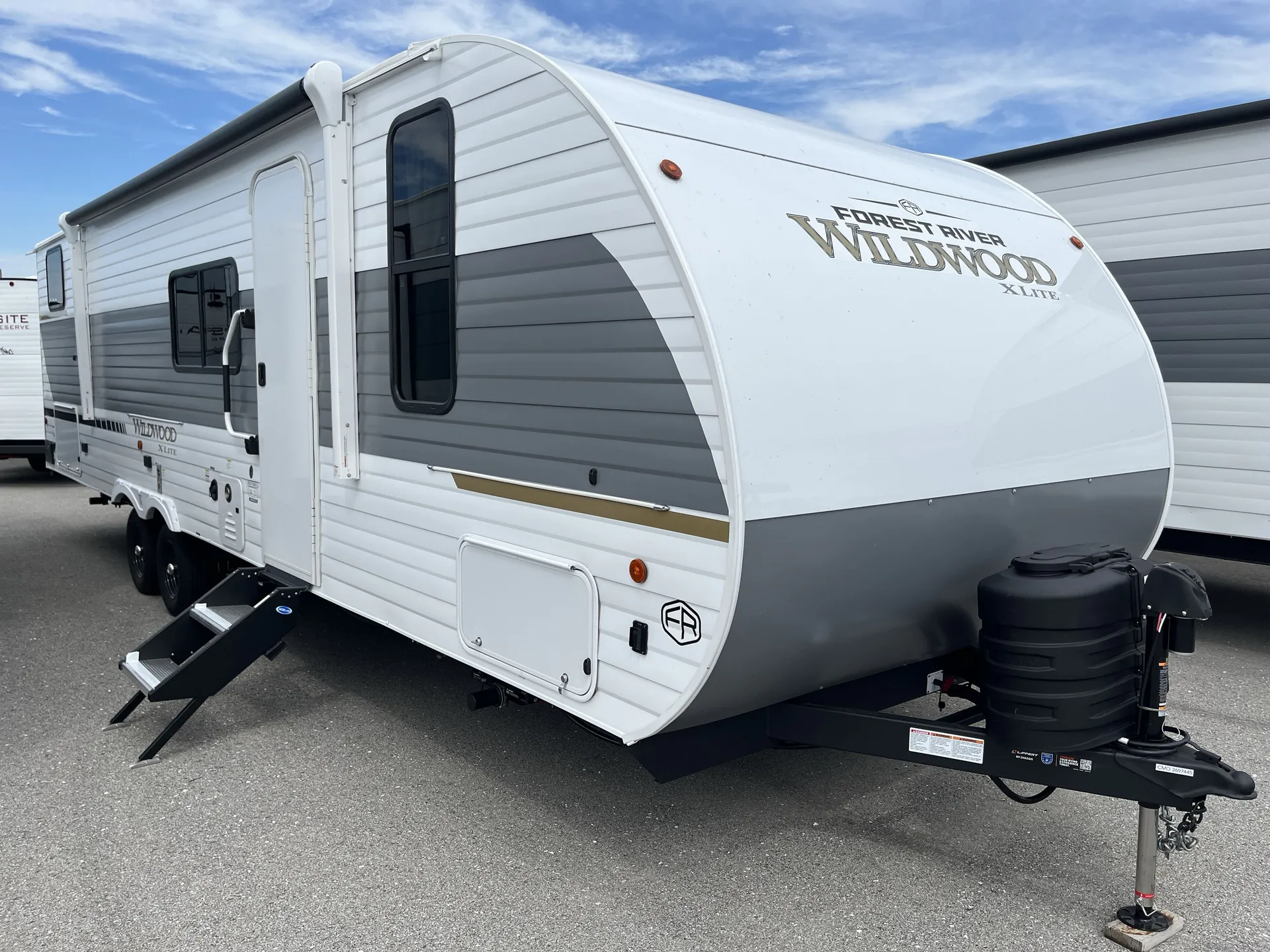 2027 Forest River Wildwood X-Lite 273QBXL