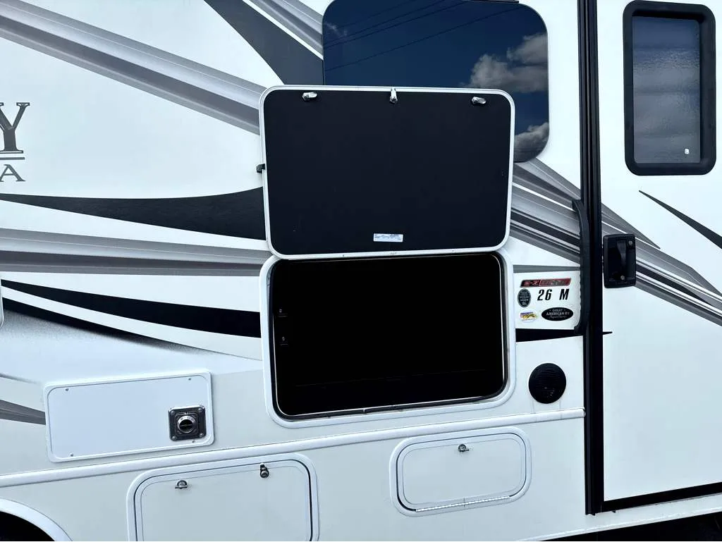2023 Entegra Coach Odyssey 26M - Photo 4