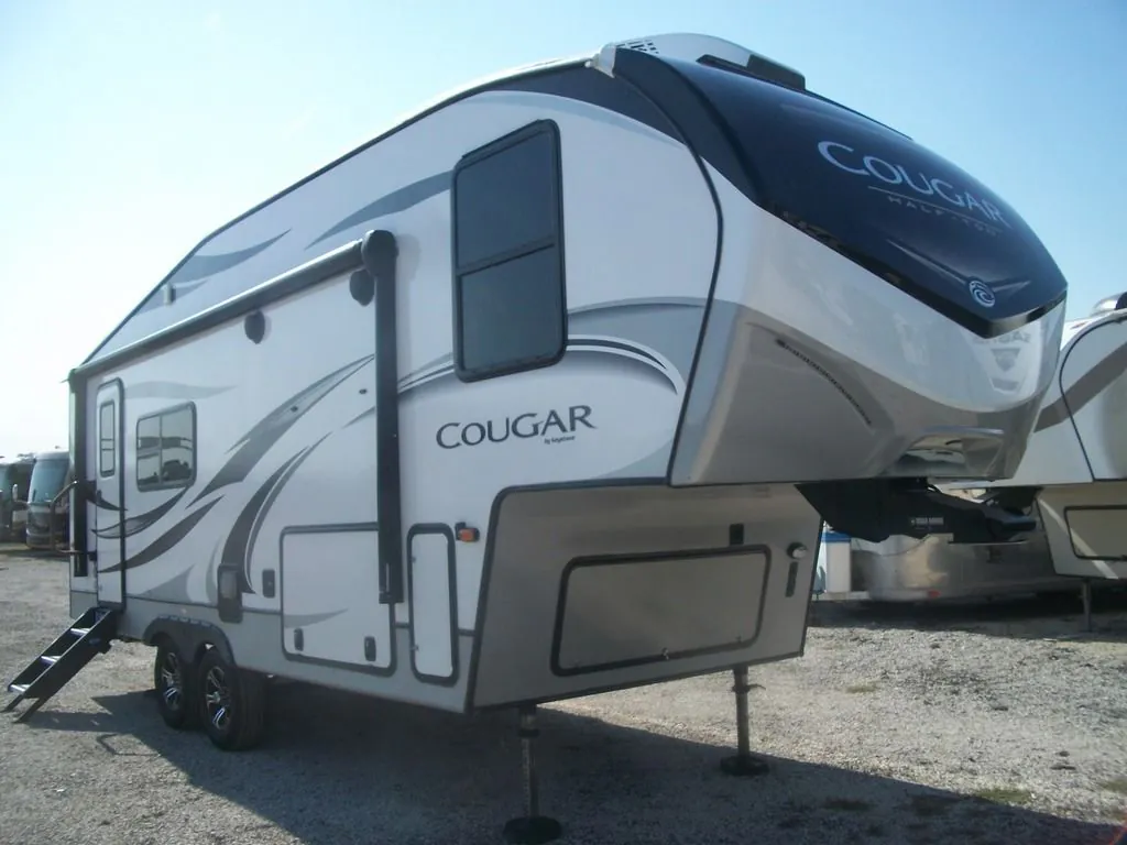 2021 Keystone Cougar Half-Ton 23MLS - Photo 2