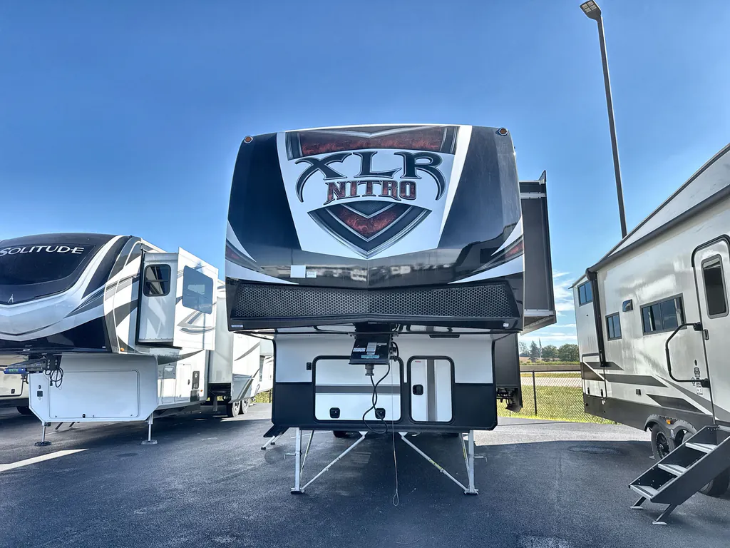 2019 Forest River XLR Nitro 29DK5, Photos photo 4