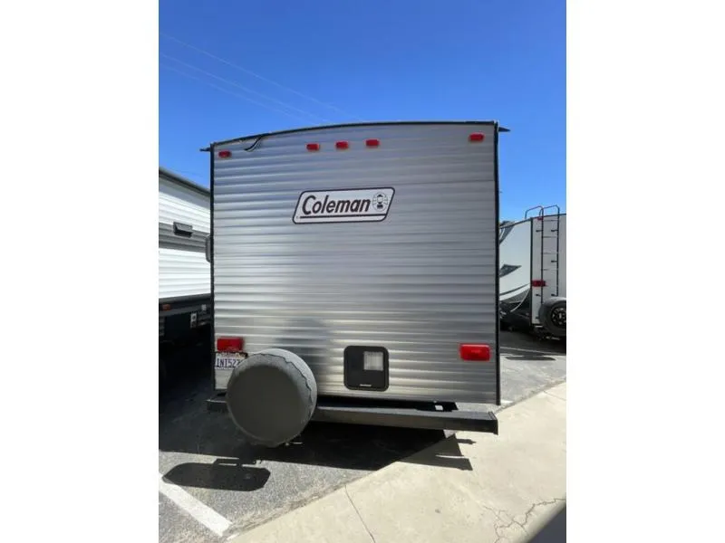2017 Dutchmen RV Coleman Lantern Series 274BH - Photo 3
