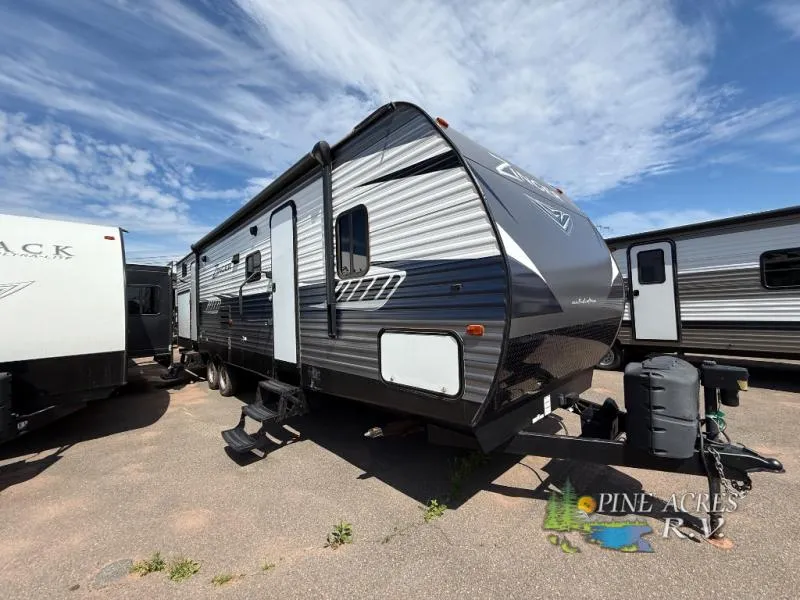 2018 CrossRoads Zinger ZR328SB - Photo 2