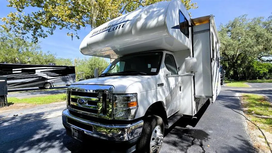 2022 Thor Motor Coach Freedom Elite 28HE, Photos photo 4