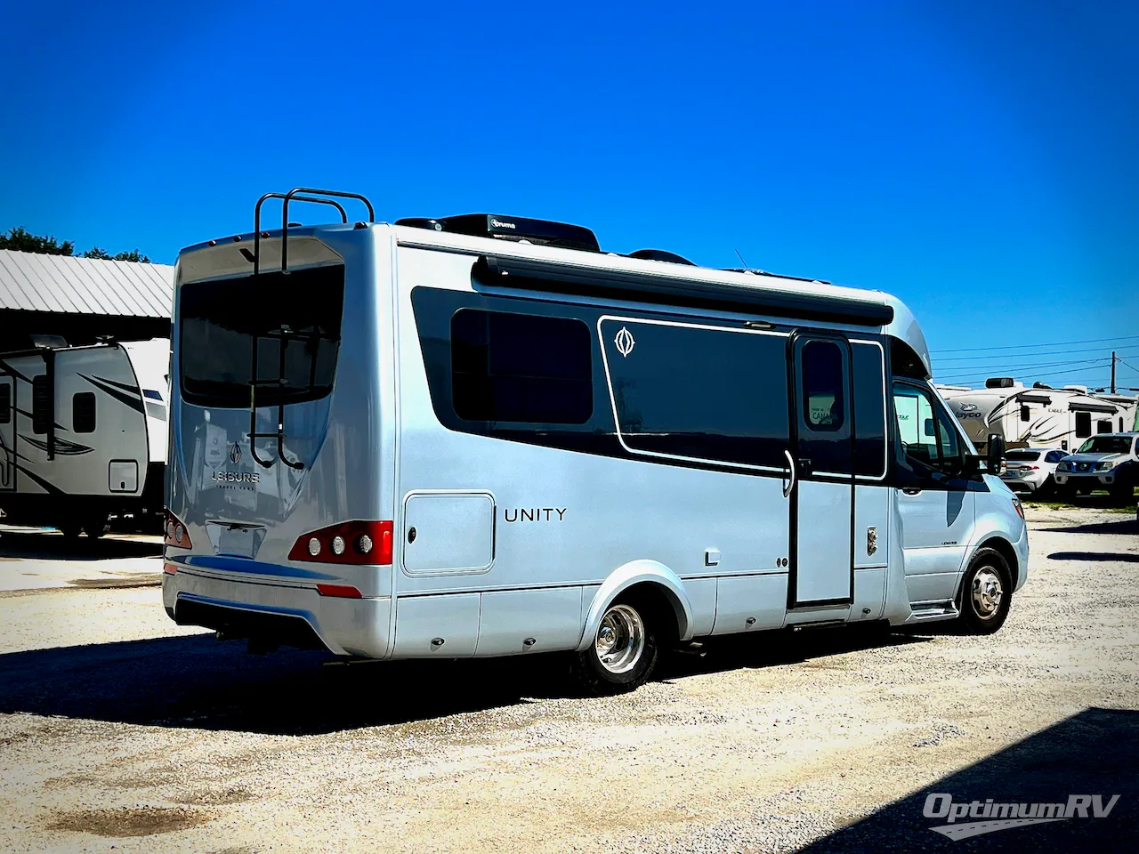 2024 Leisure Travel Unity U24TB - Photo 3