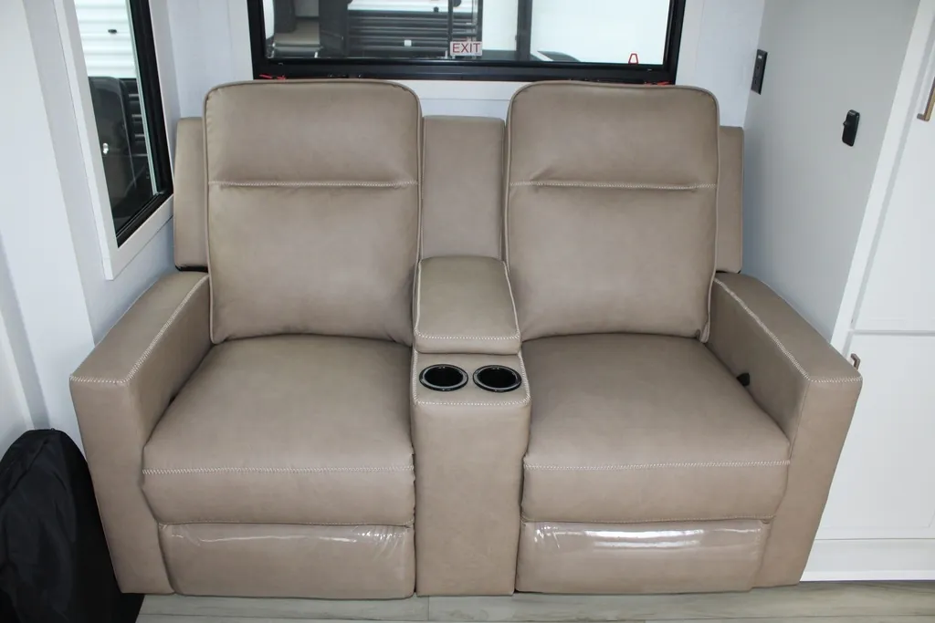 2026 Brinkley Model Ix 20X, Photos photo 21