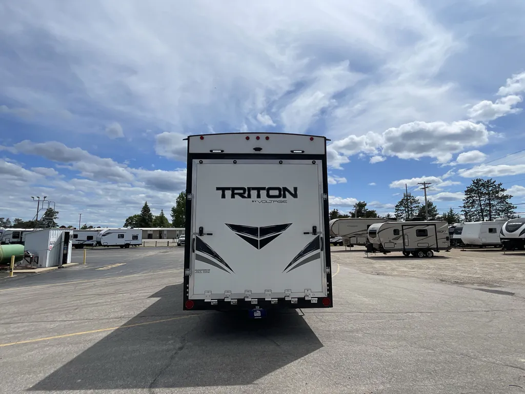 2020 dutchmen Triton 3551, Photos photo 6