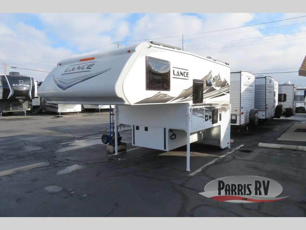 2026 Lance Lance Truck Campers 855S - Main photo