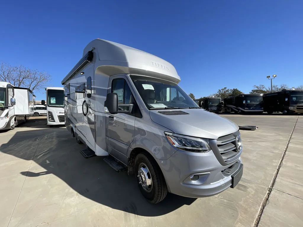 2026 Tiffin Wayfarer 25 XLW