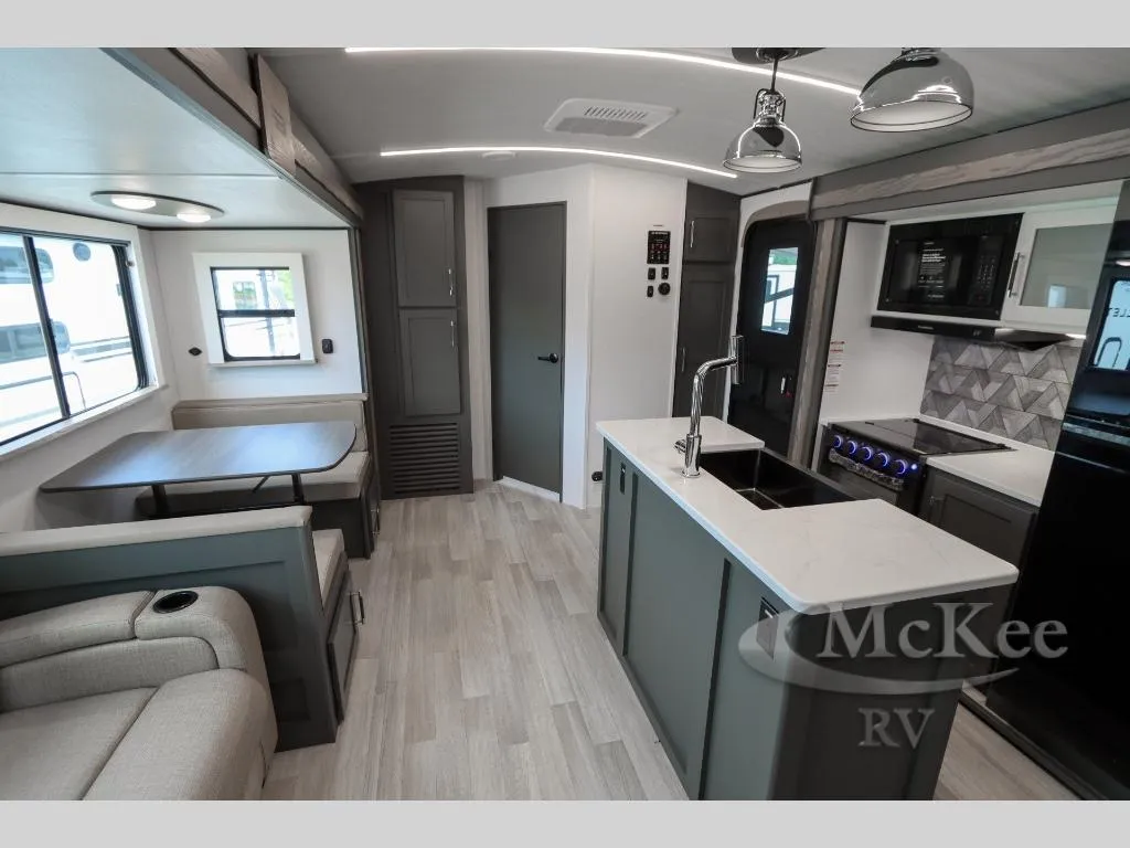 2026 Keystone Bullet 330BKQ - Photo 3