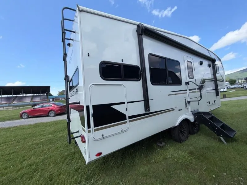 2026 Keystone Cougar Half-Ton 23MLE - Photo 4
