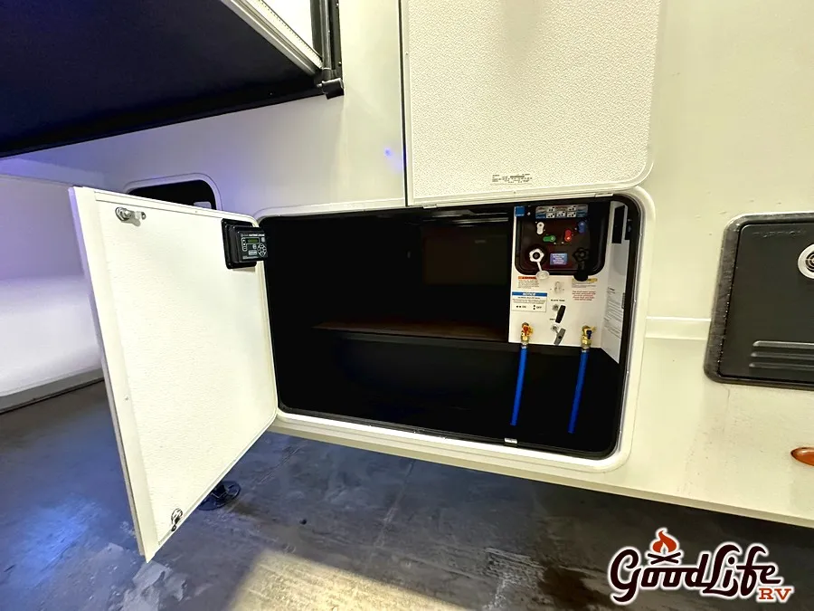 2026 Brinkley Model Z 3600 — Photo 6
