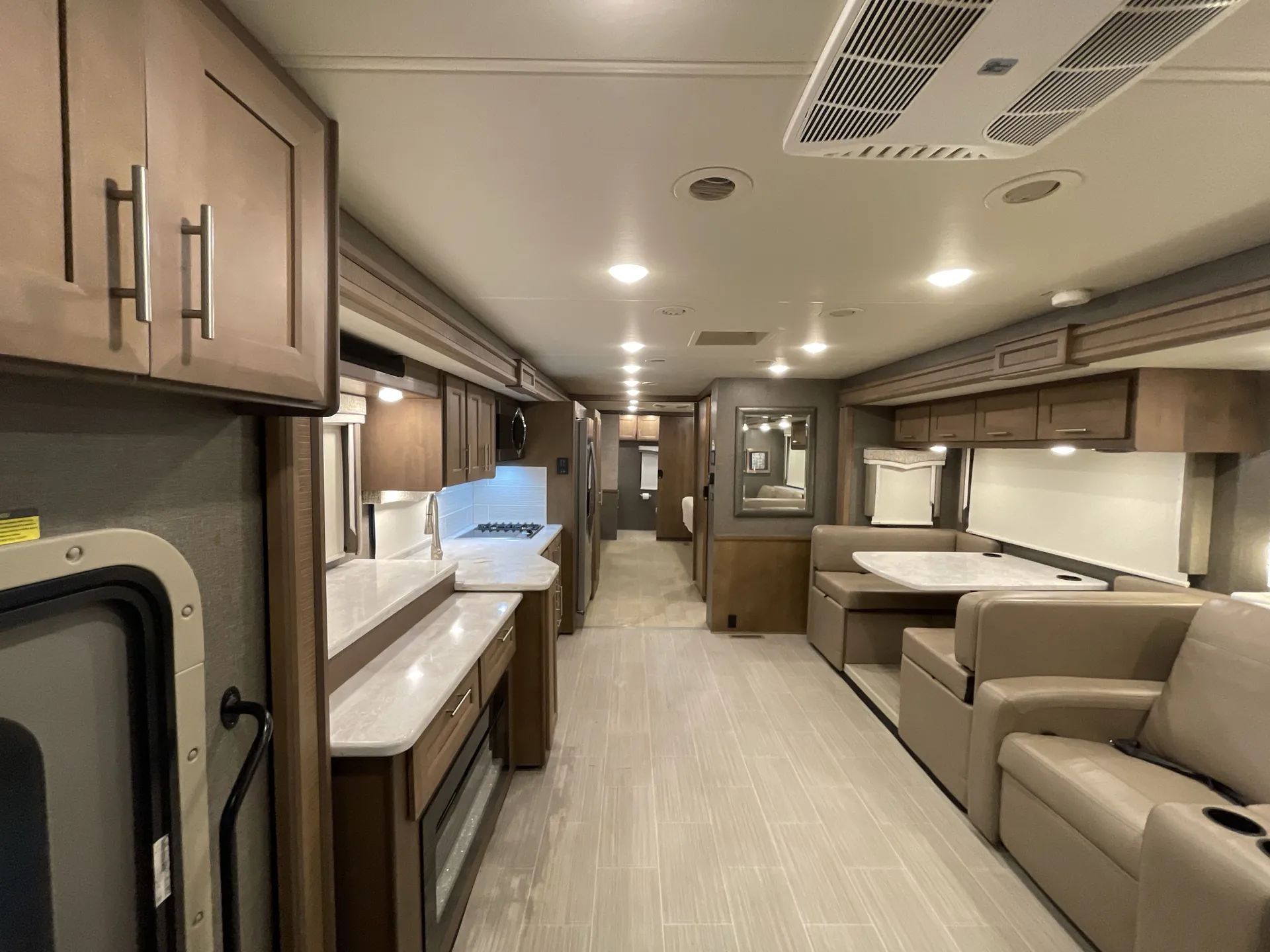 2022 Thor Motor Coach Challenger 37FH — living area main