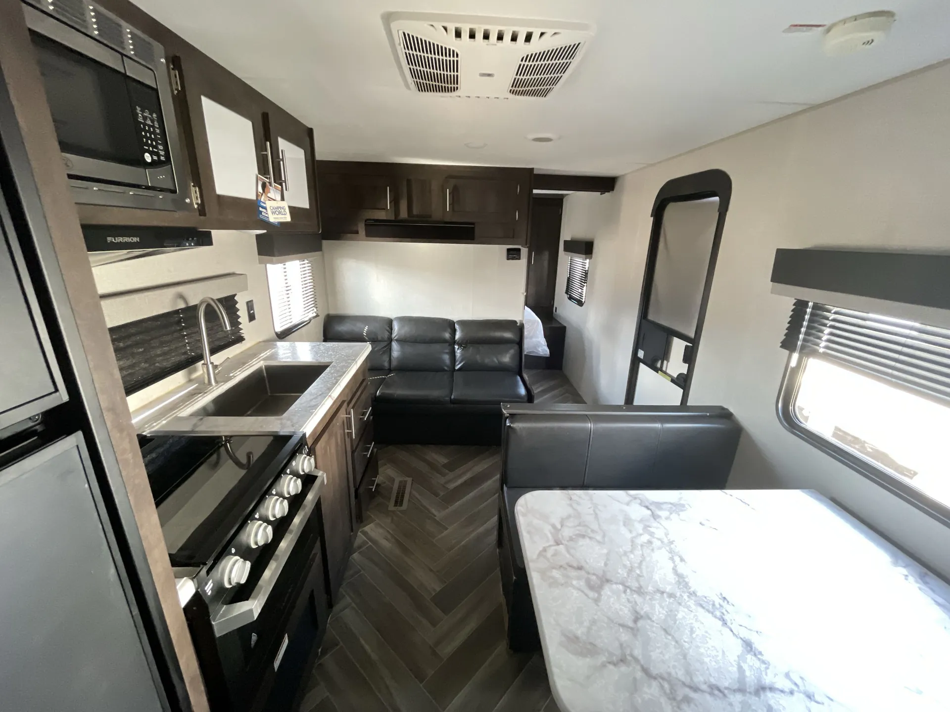 2021 K-Z Rv Sportsmen Se 260BHSE — living area main