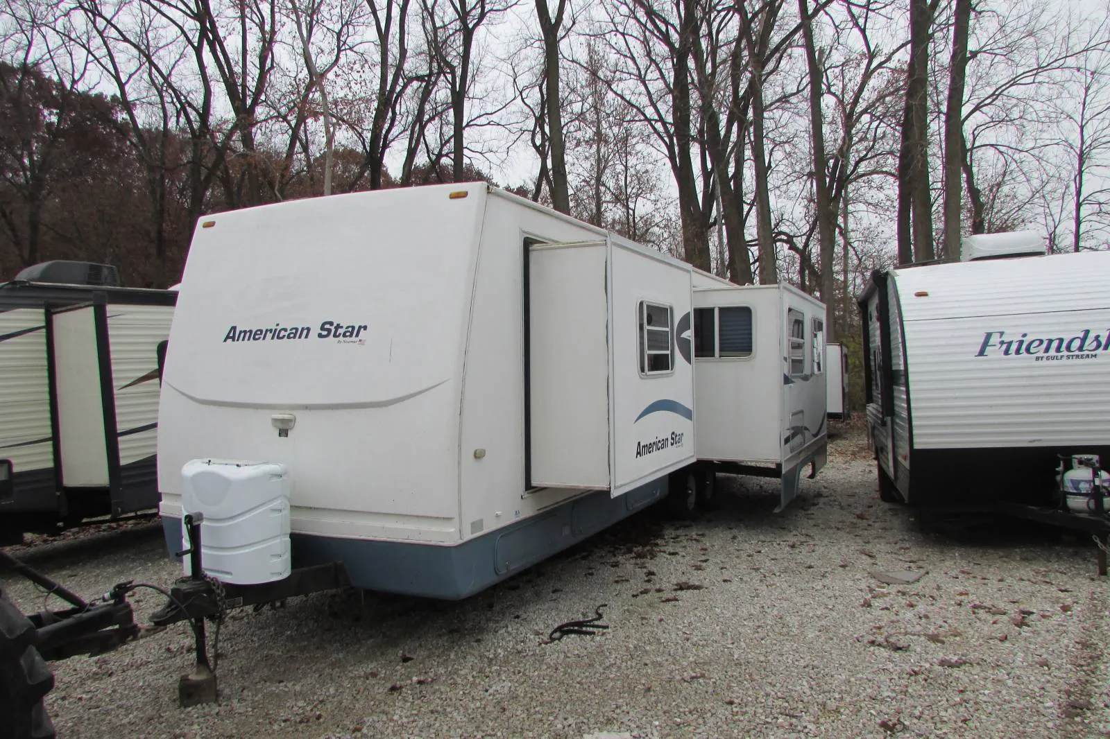 2002 Newmar America Star American Star 33RBSB travel trailer - Main photo