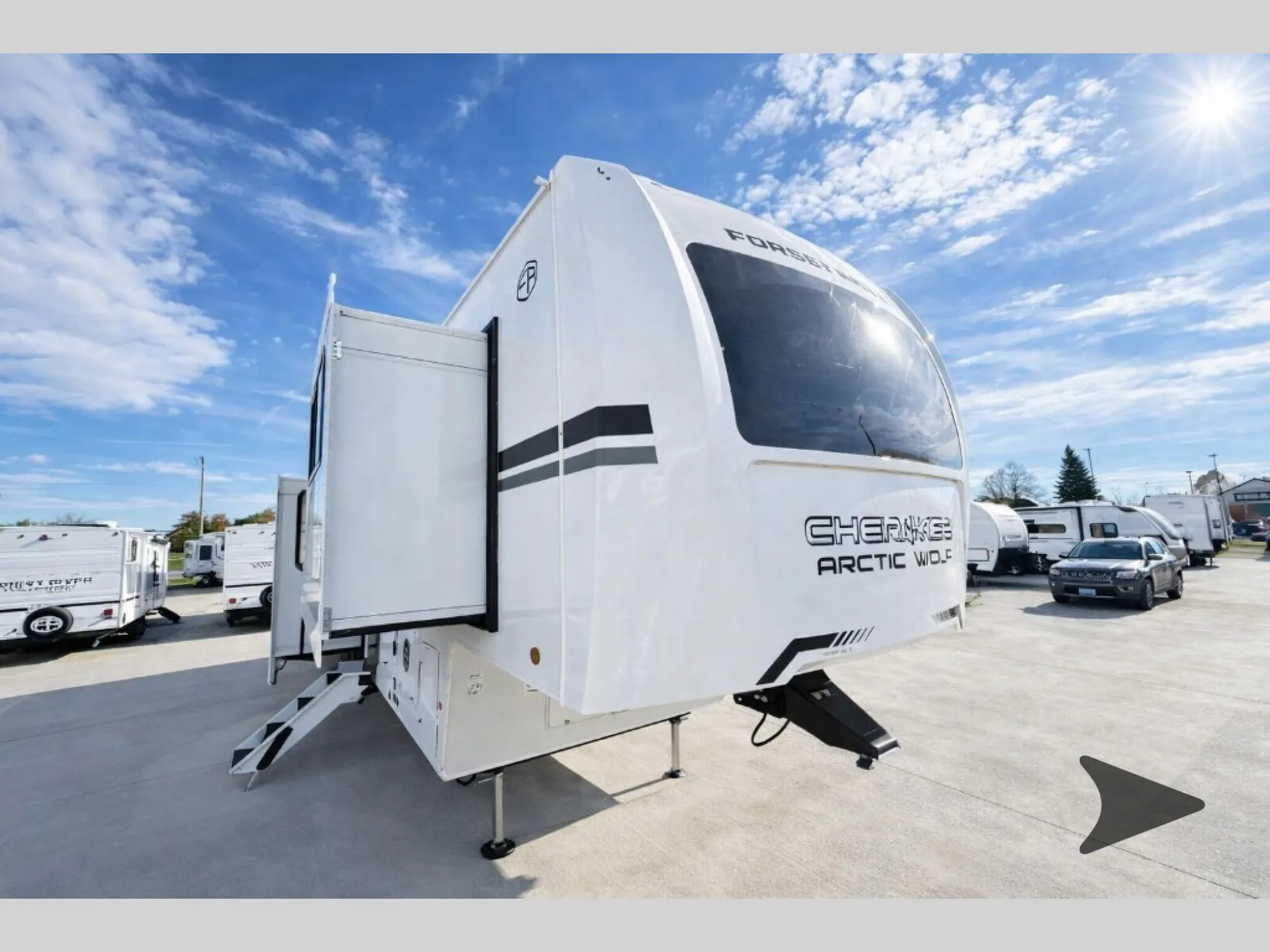 2026 Forest River Cherokee Arctic Wolf 3950SUITE - Photo 2