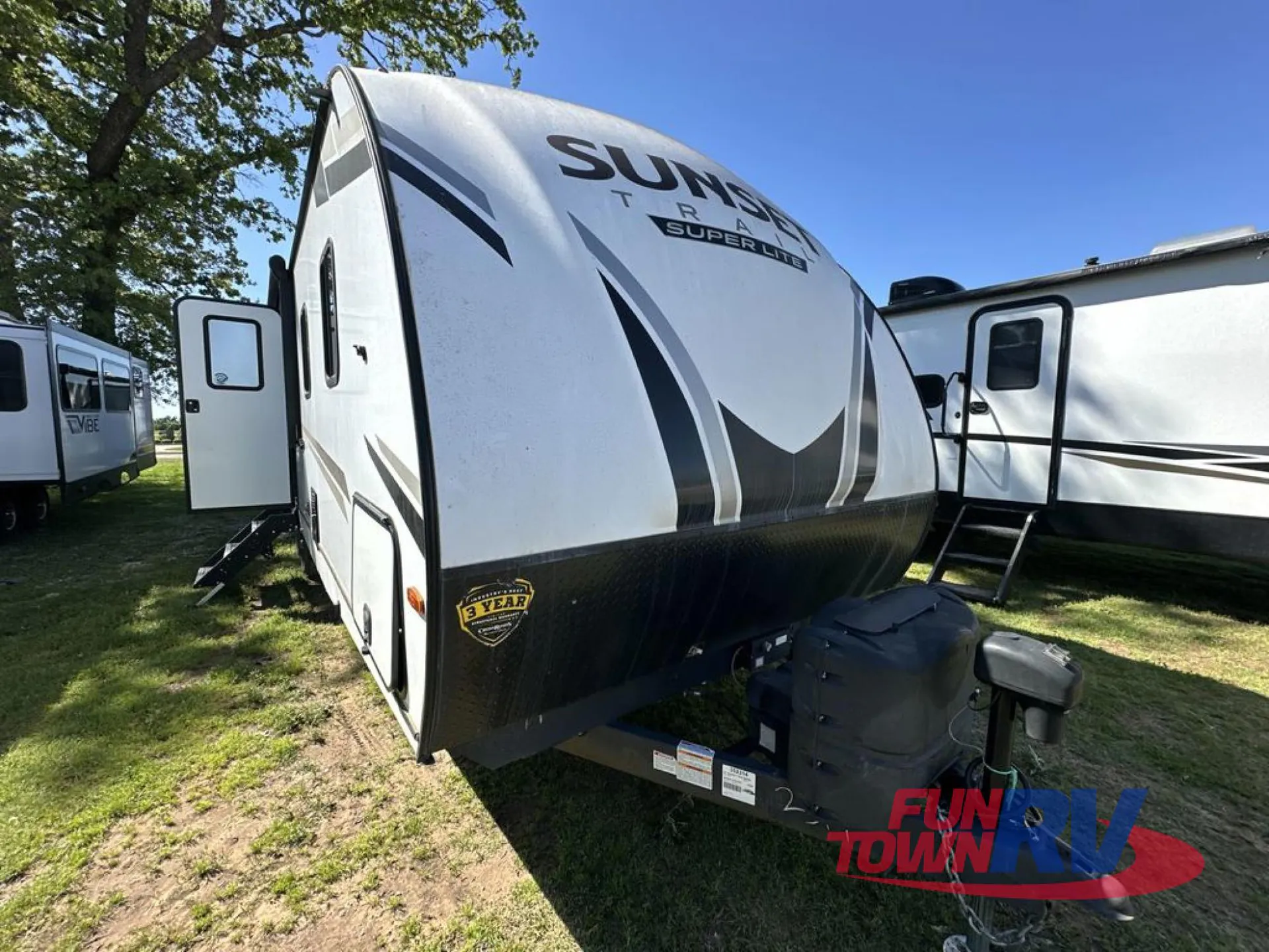 2022 CrossRoads Sunset Trail Super Lite 299QB - Photo 2