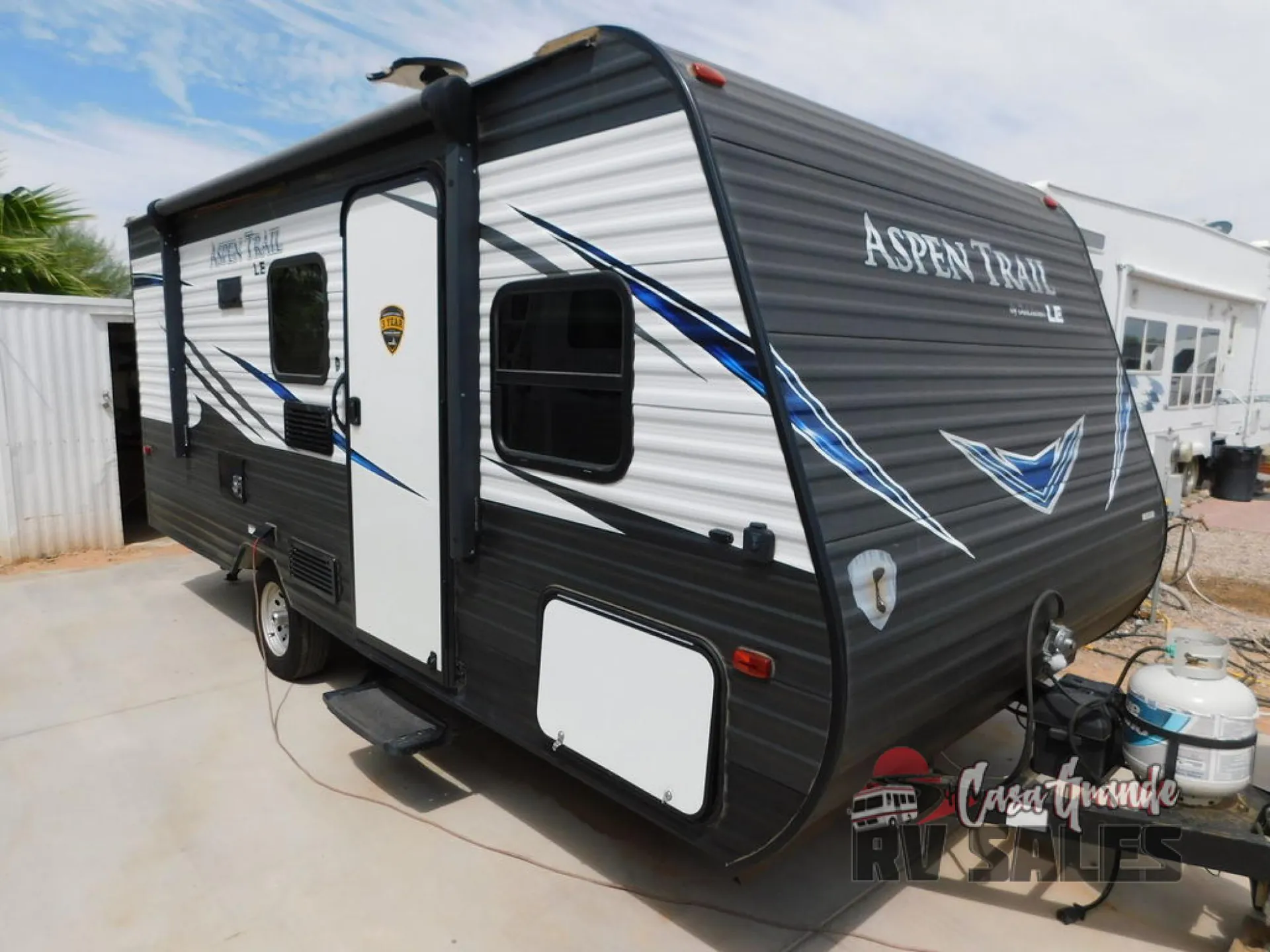 2019 Dutchmen Aspen Trail LE 1700BH - Photo 2