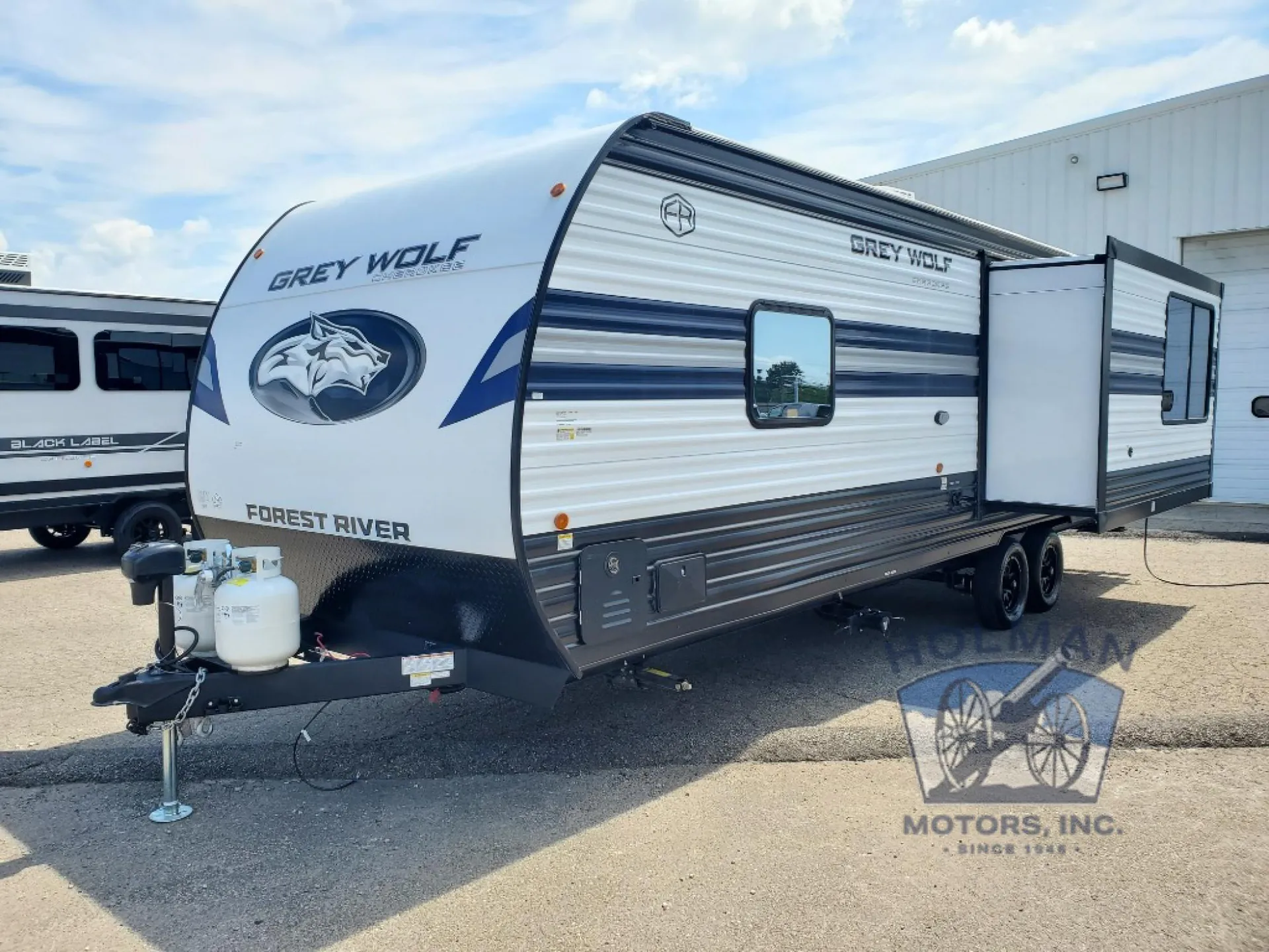 2027 Forest River Cherokee Grey Wolf 26SS — Photo 5
