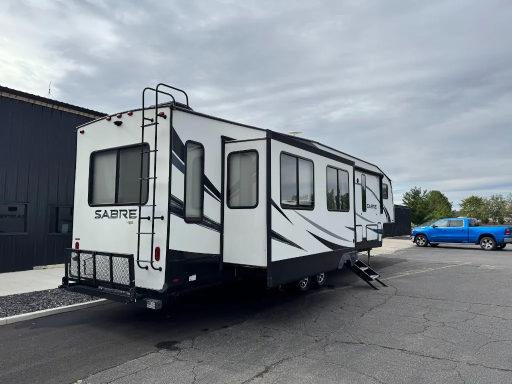 2019 Forest River Sabre 36BHQ, Photos photo 12