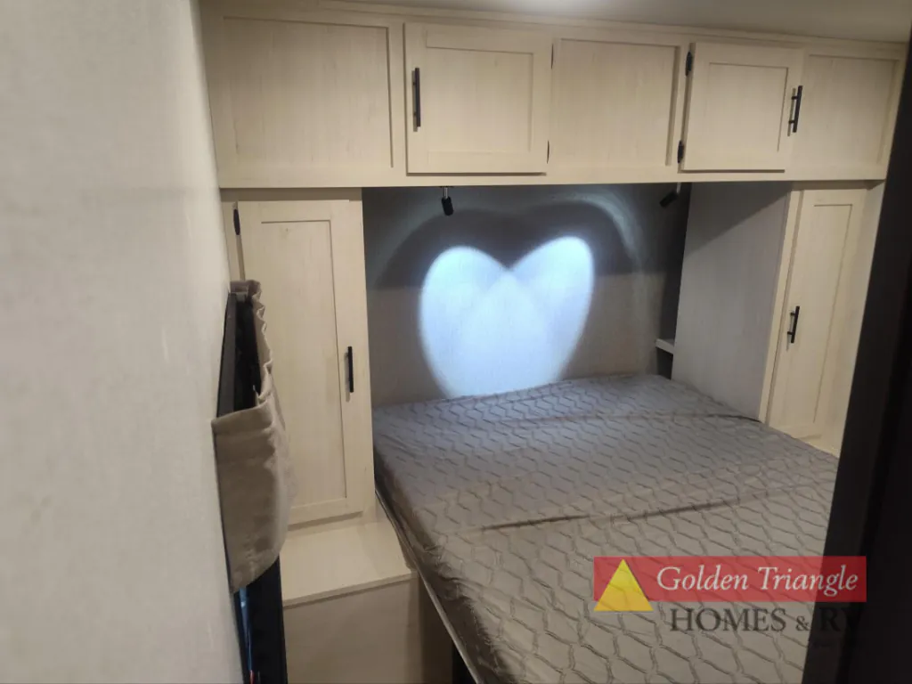 2027 Shasta I-5 530BQB, Photos photo 12