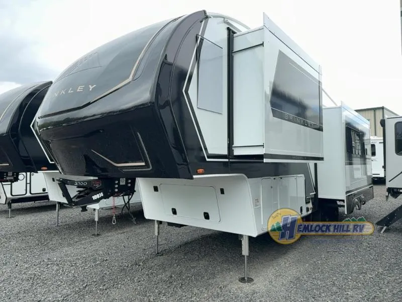 2026 Brinkley Model Z 2900 - Photo 4
