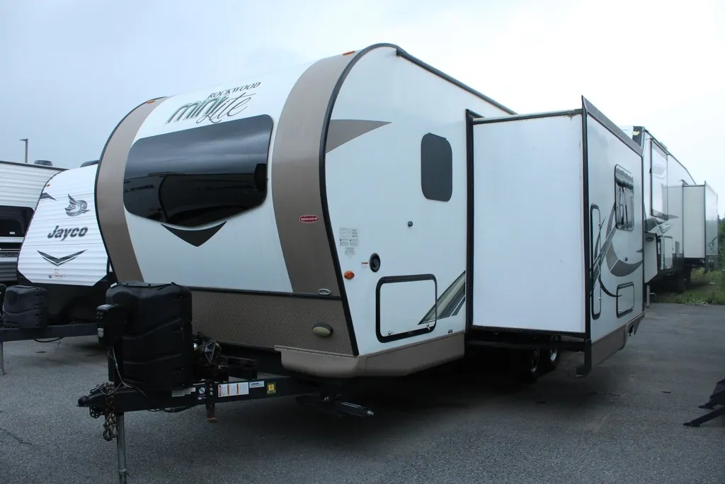 2019 Forest River Rockwood Mini Lite 2509S - Photo 3