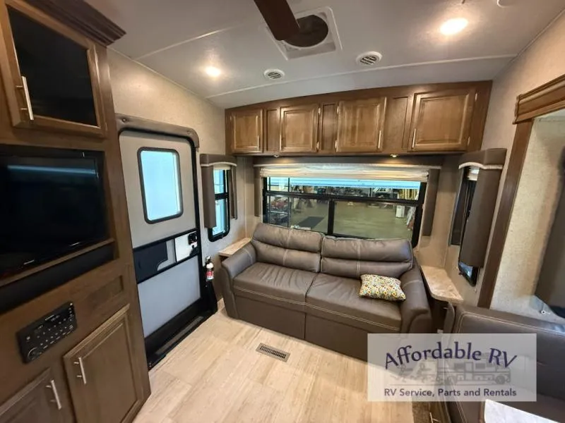2020 Forest River RV Rockwood Ultra Lite 2441WS - Photo 4