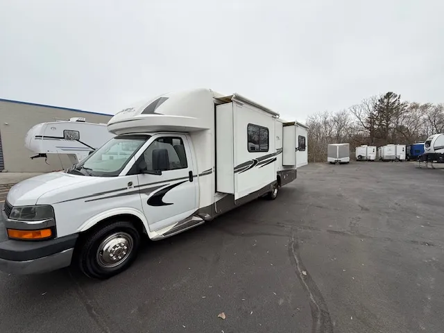 2008 Gulf Stream Euro Touring 5272 - Photo 4