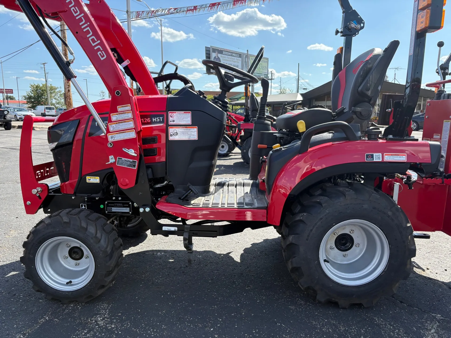 2026 Mahindra 1126 1126 HST - Photo 2