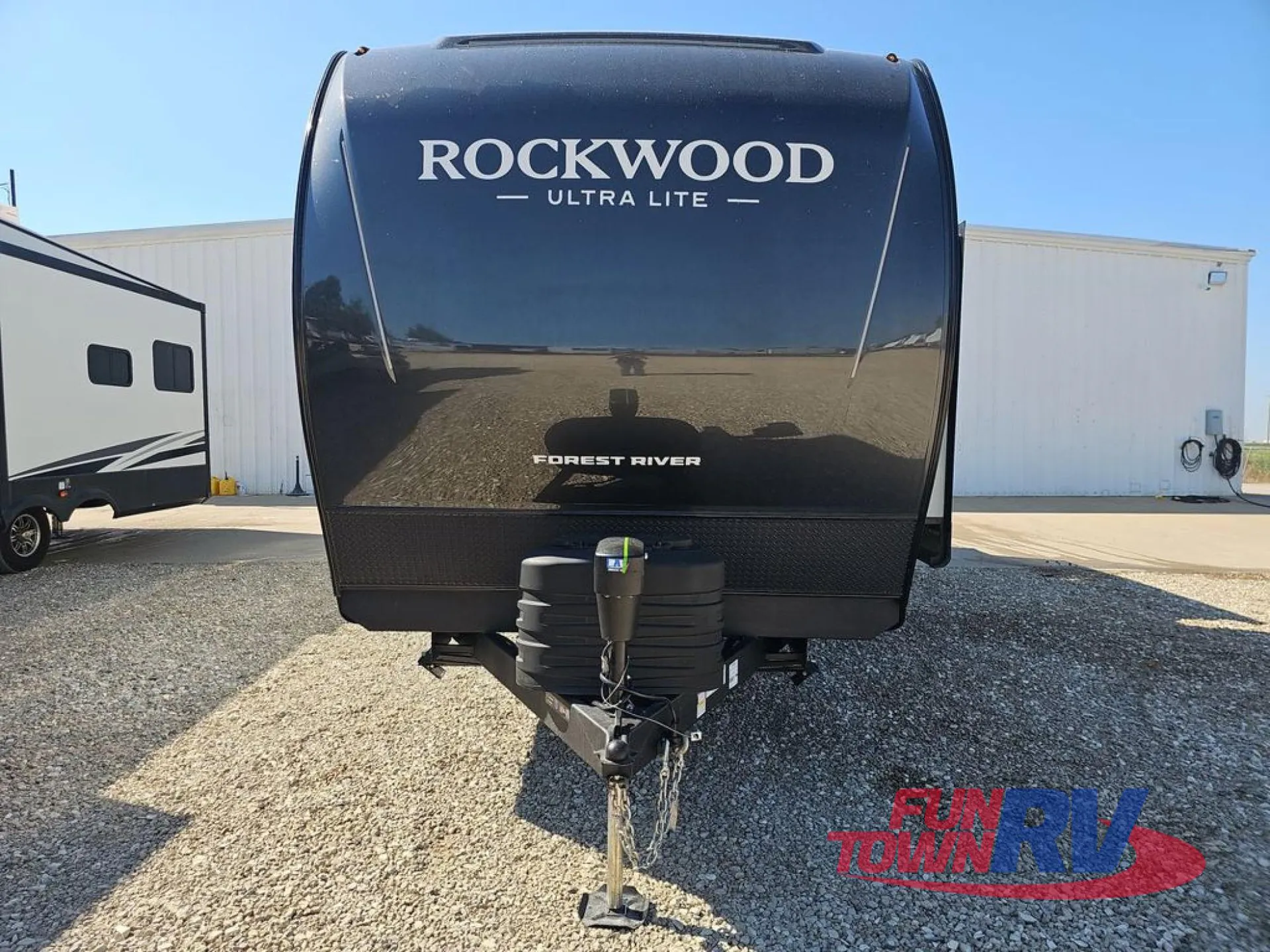 2027 Forest River Rockwood Ultra Lite 2711RK - Photo 4