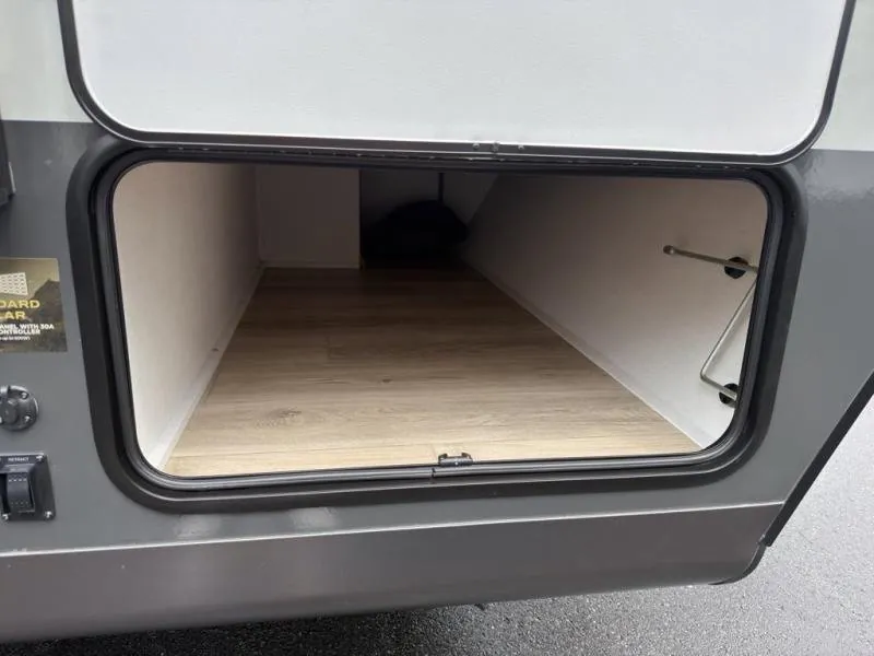 2027 Forest River Rockwood Mini Lite 2109S — Photo 7