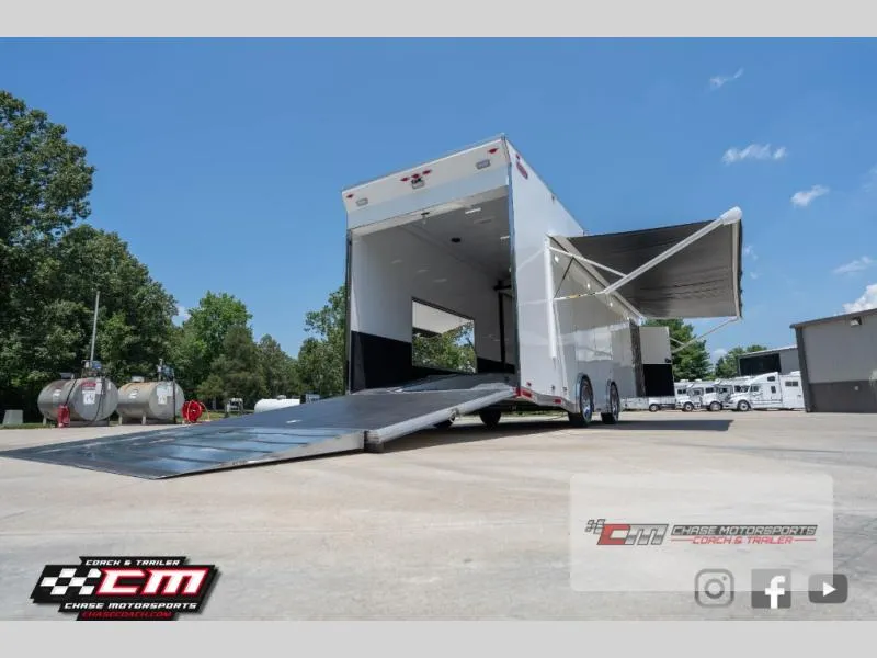2024 Octane 30 - Photo 4