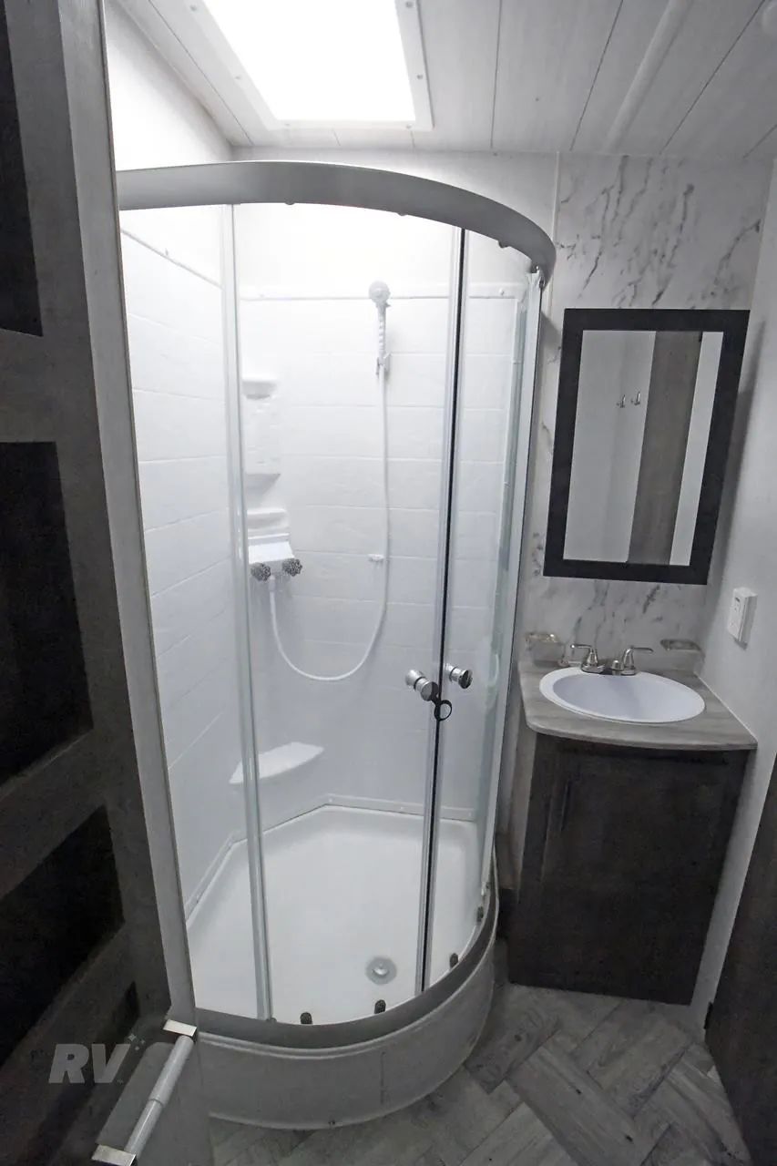 2022 Forest River Stealth FQ2715G, Photos photo 21