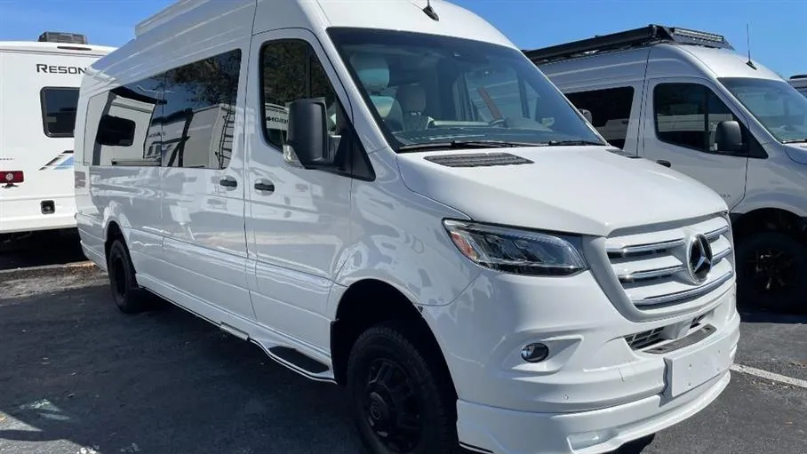 2026 Tiffin GT2 24 CG - Main photo