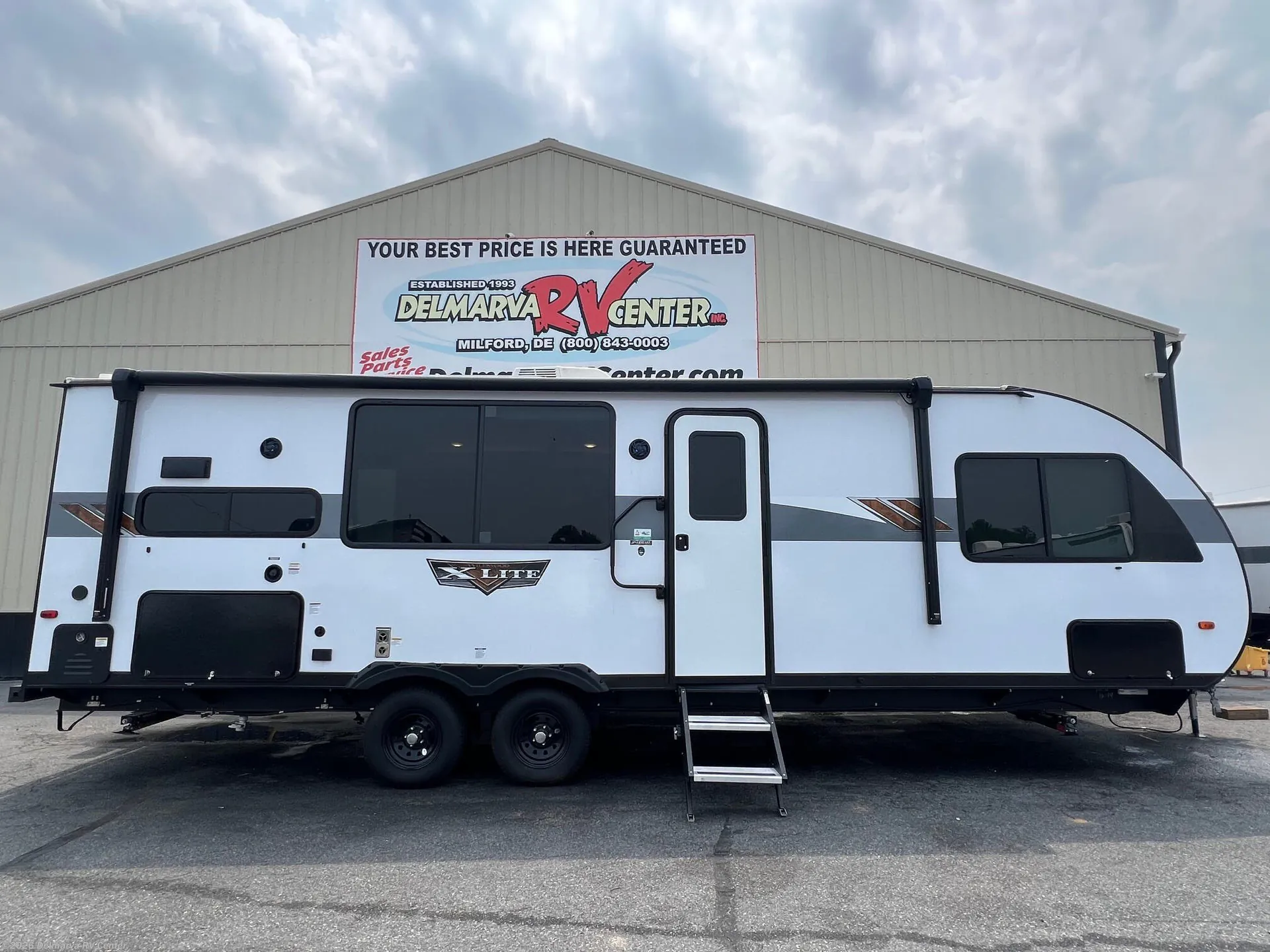 2024 Forest River Wildwood X-Lite 24VIEW - Photo 2