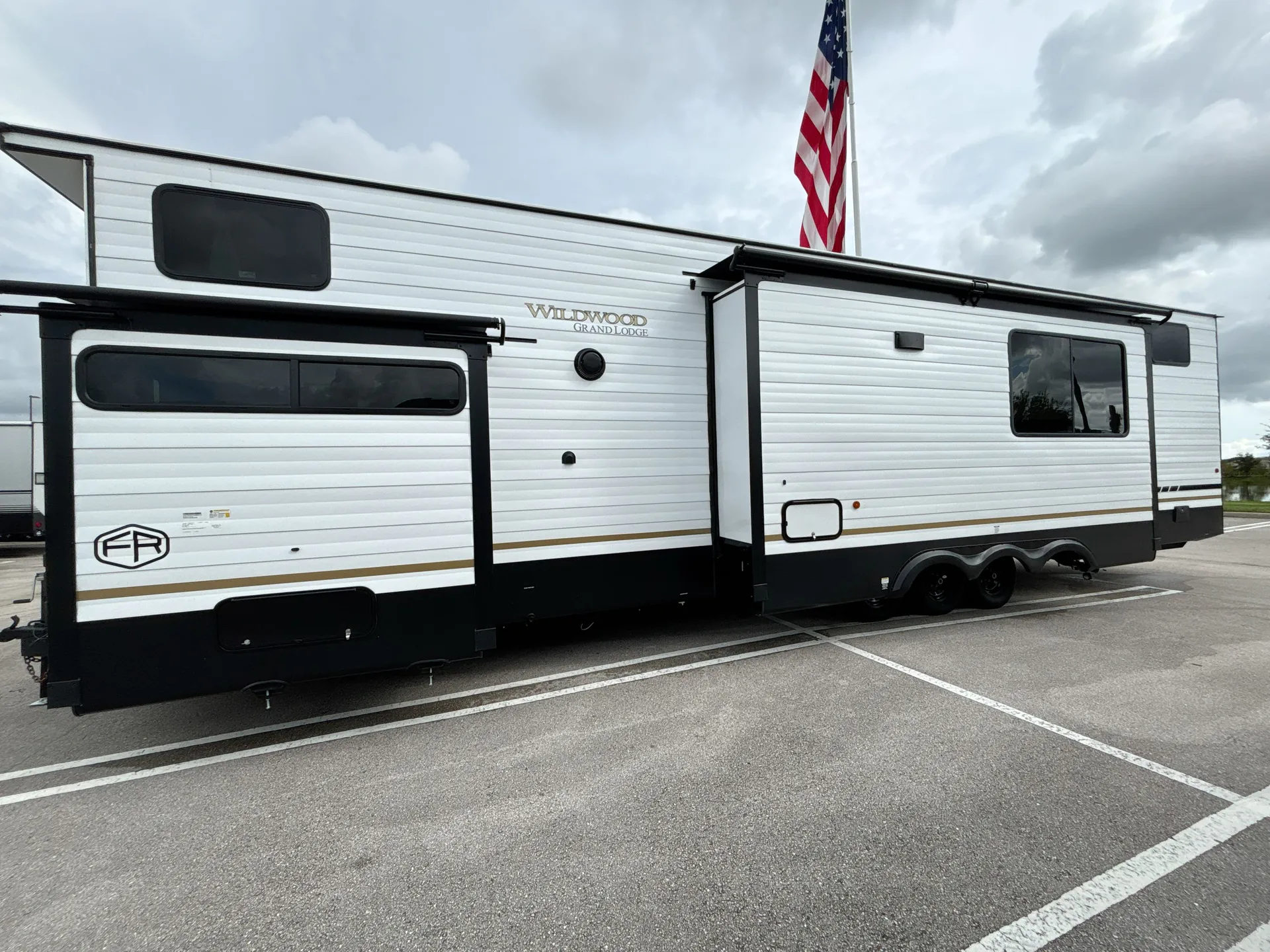 2027 Forest River Wildwood Grand Lodge 42ZEN — off campside