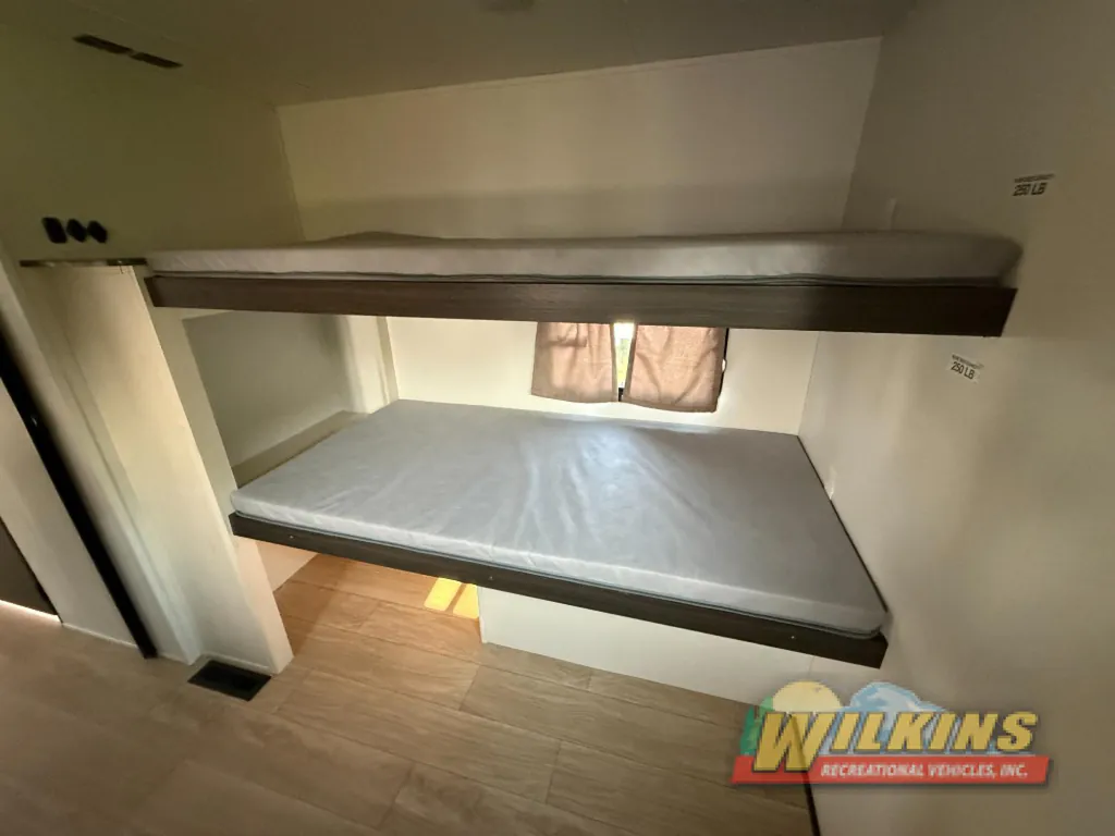 2027 Shasta RVs i-5 Edition 532BEDS, Photos photo 28