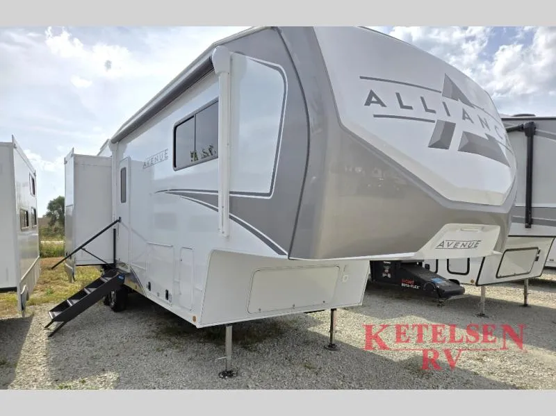 2026 Alliance RV Avenue 33RKS - Photo 2
