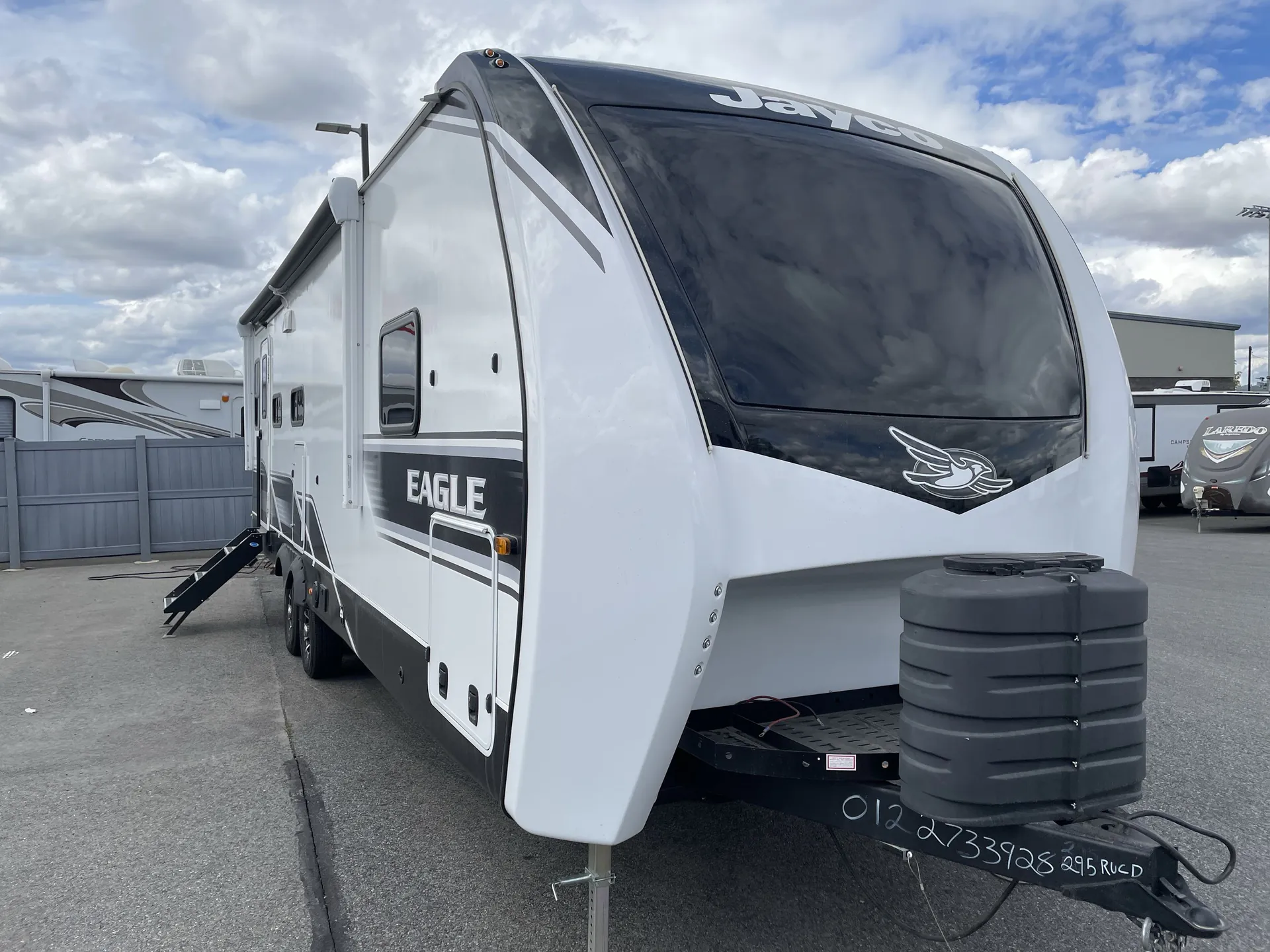 2024 Jayco Eagle 295RUCD - Photo 2