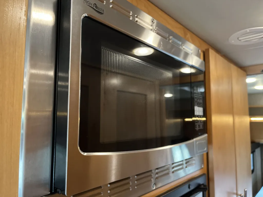 2017 Tiffin Wayfarer 24 QW, Photos photo 15