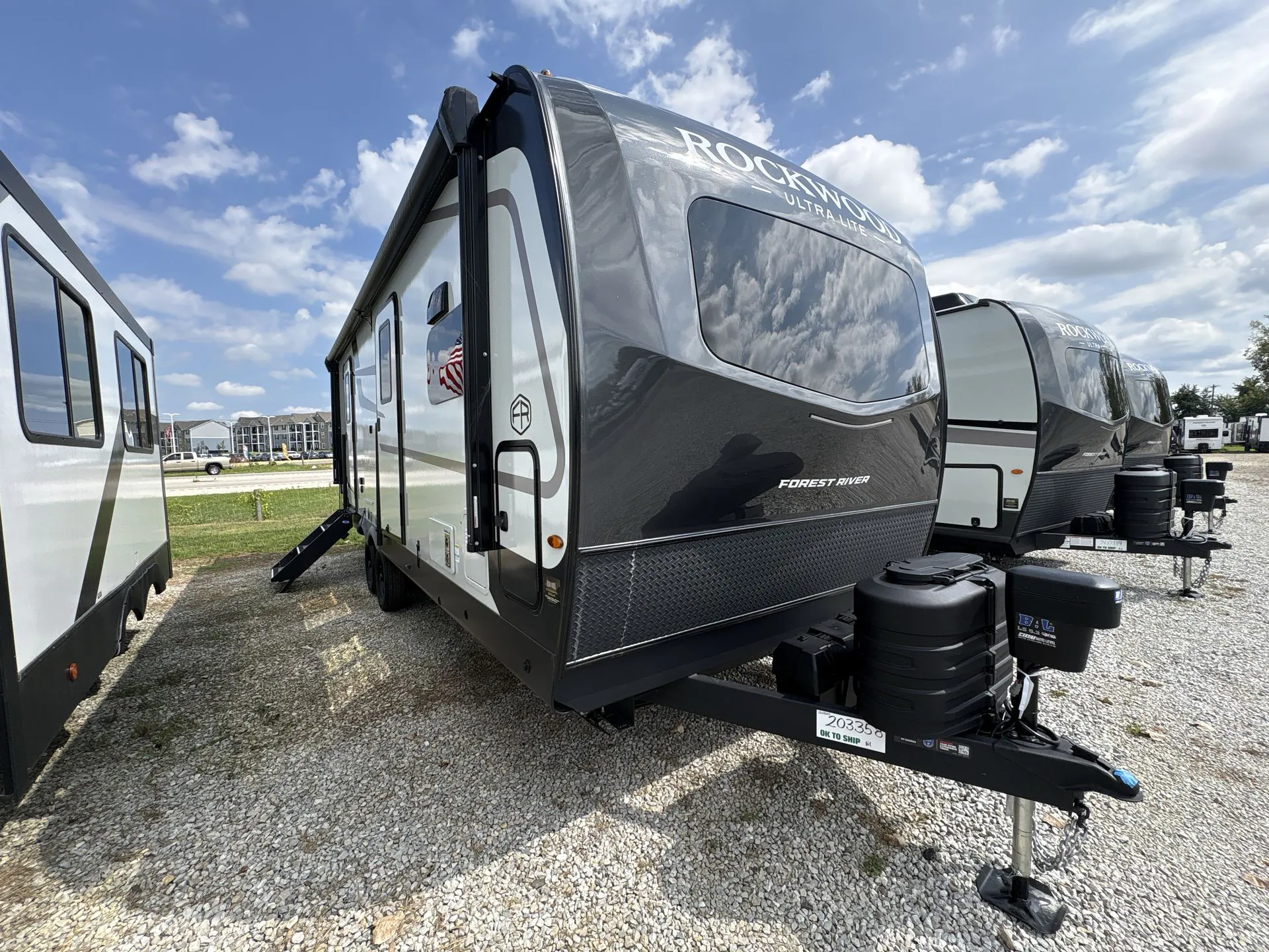 2027 Forest River Rockwood Ultra Lite 2608BS — Photo 6