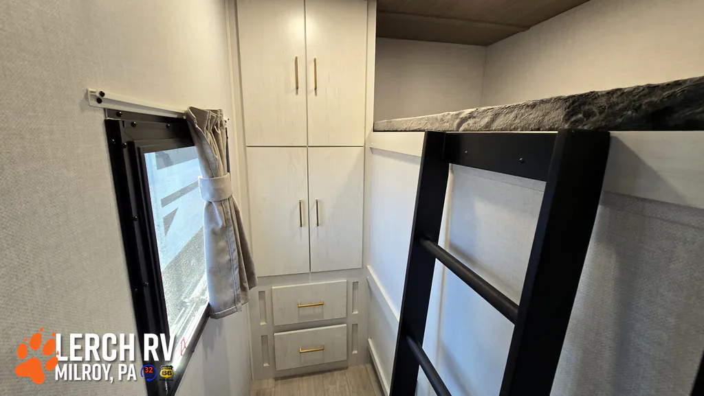 2027 Forest River Vibe 2900KB, Photos photo 34
