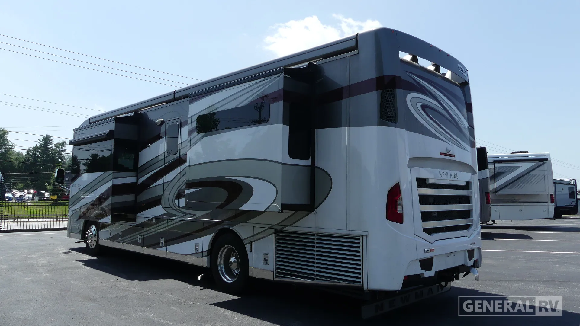 2022 Newmar New Aire 3543 - Photo 4