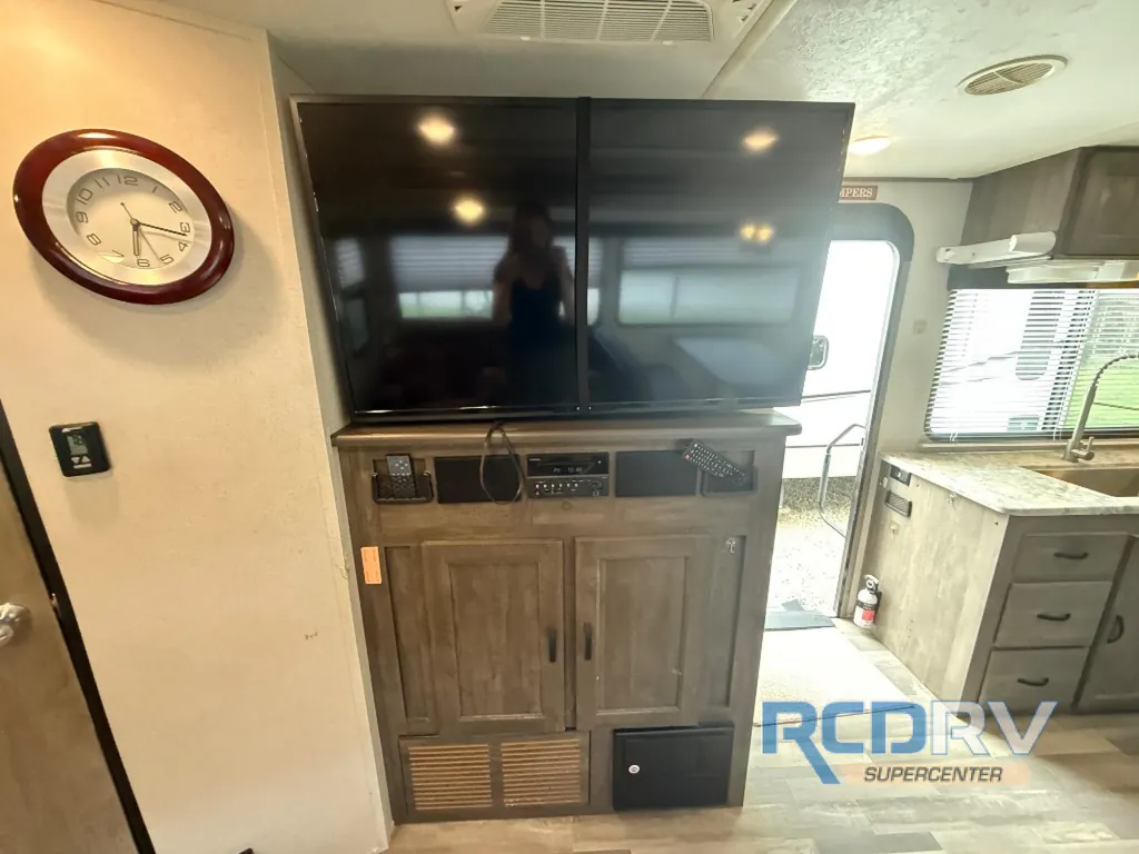 2019 Forest River Vibe 25RK, Photos photo 10