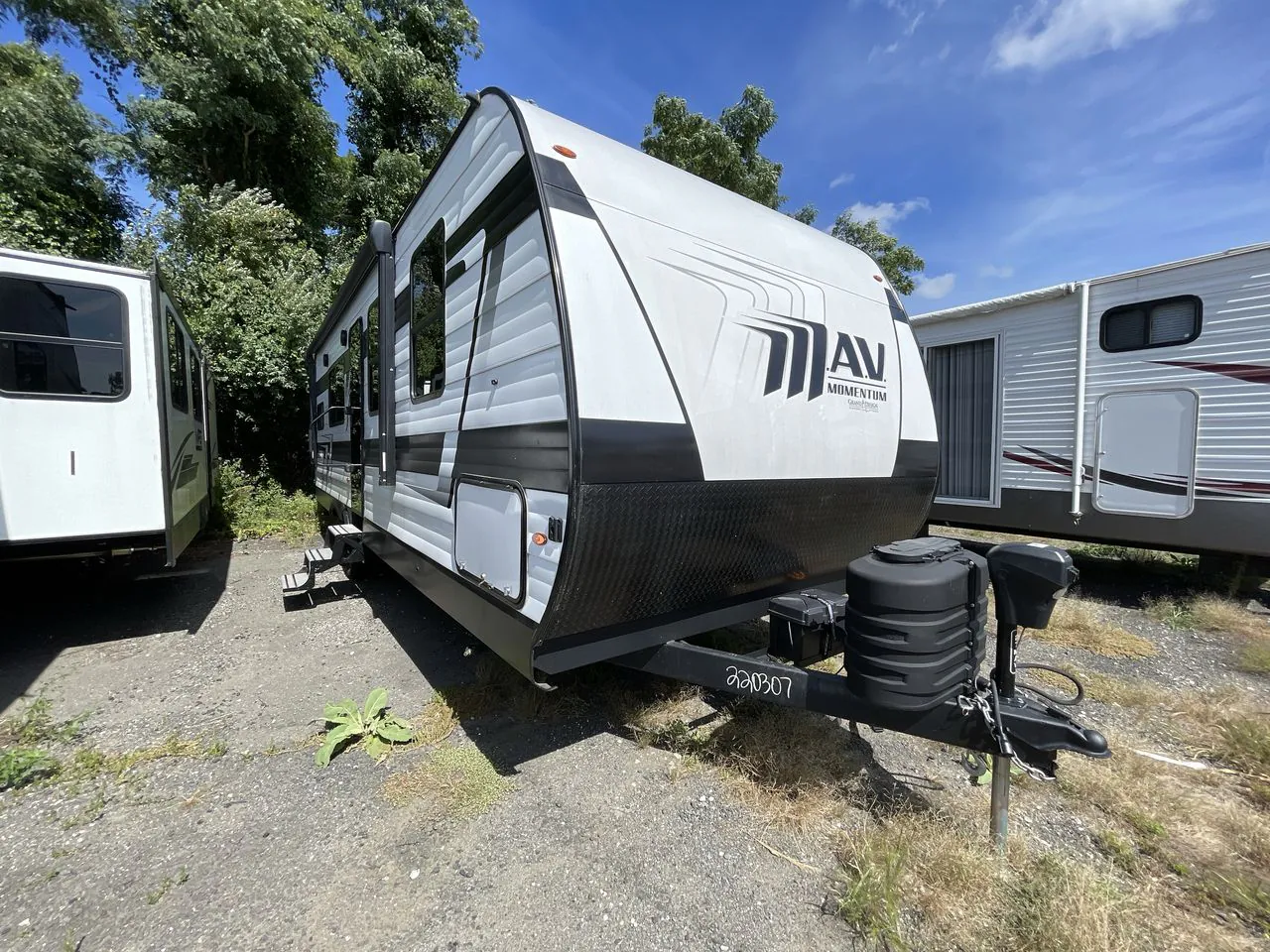 2024 Grand Design Momentum MAV 27MAV