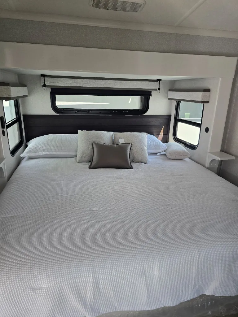 2026 Jayco Pinnacle 36FBTS, Photos photo 65