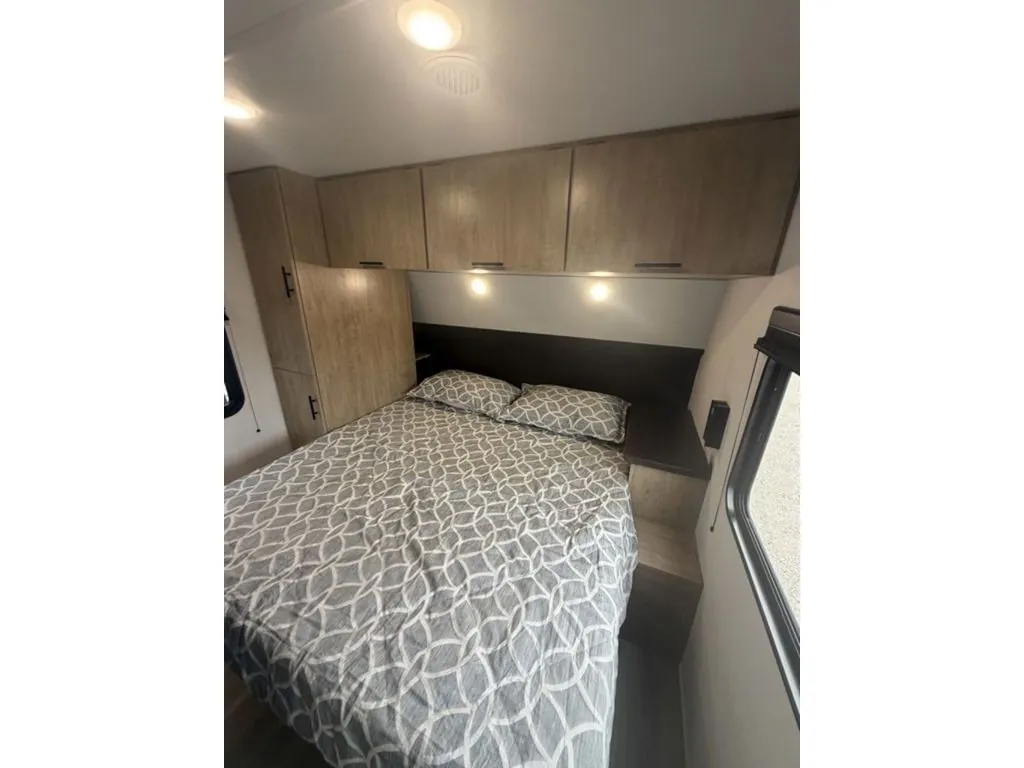 2027 Forest River Cherokee Grey Wolf 26KF, Photos photo 23