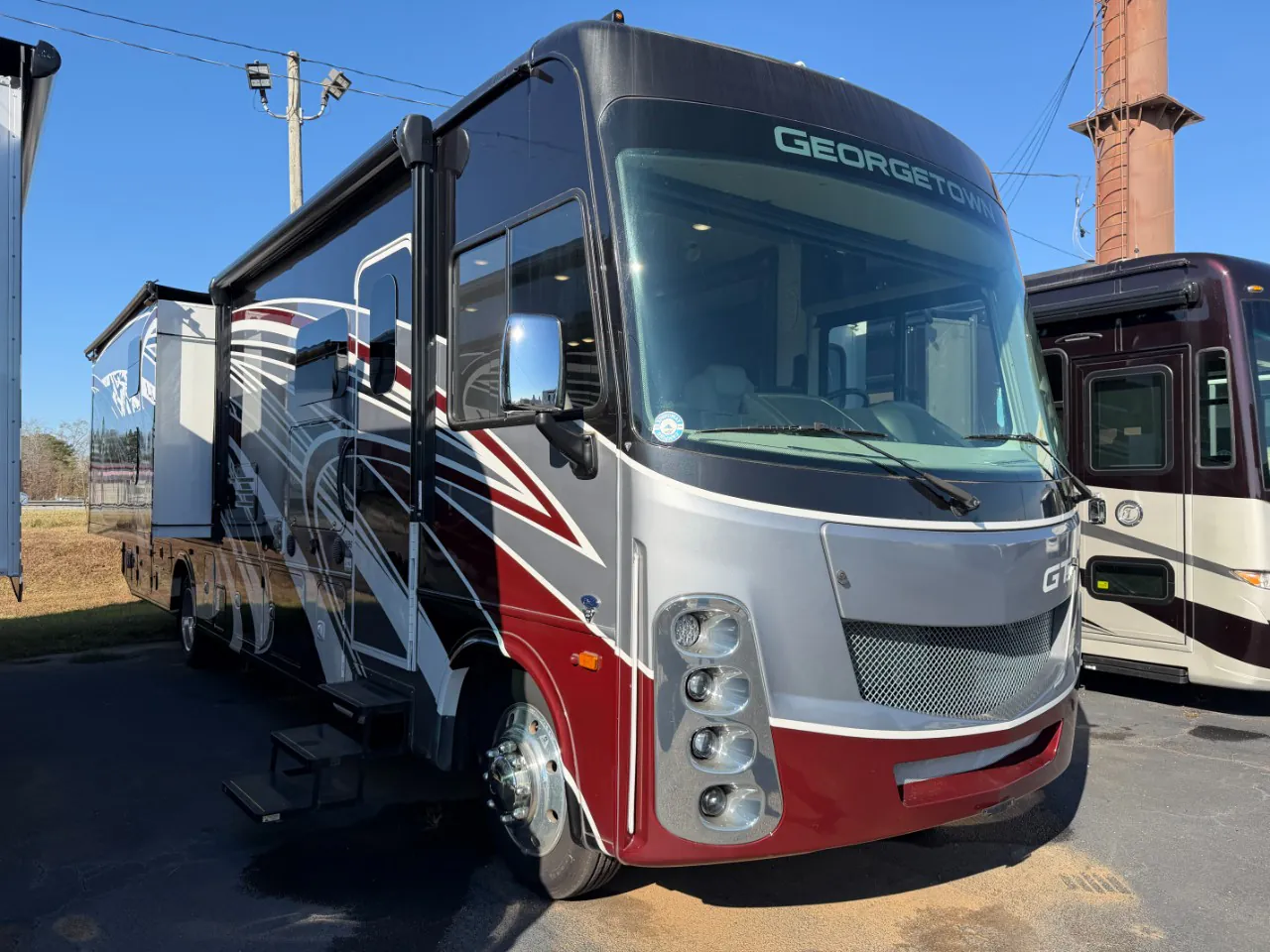 2022 Forest River Georgetown 5 Series GT5 36B5 - Photo 2
