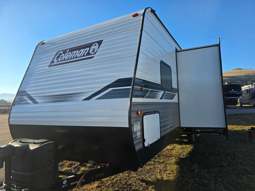 2023 Dutchmen Coleman Lantern 263BHWE dealer photo 9 from RV Truck Sales