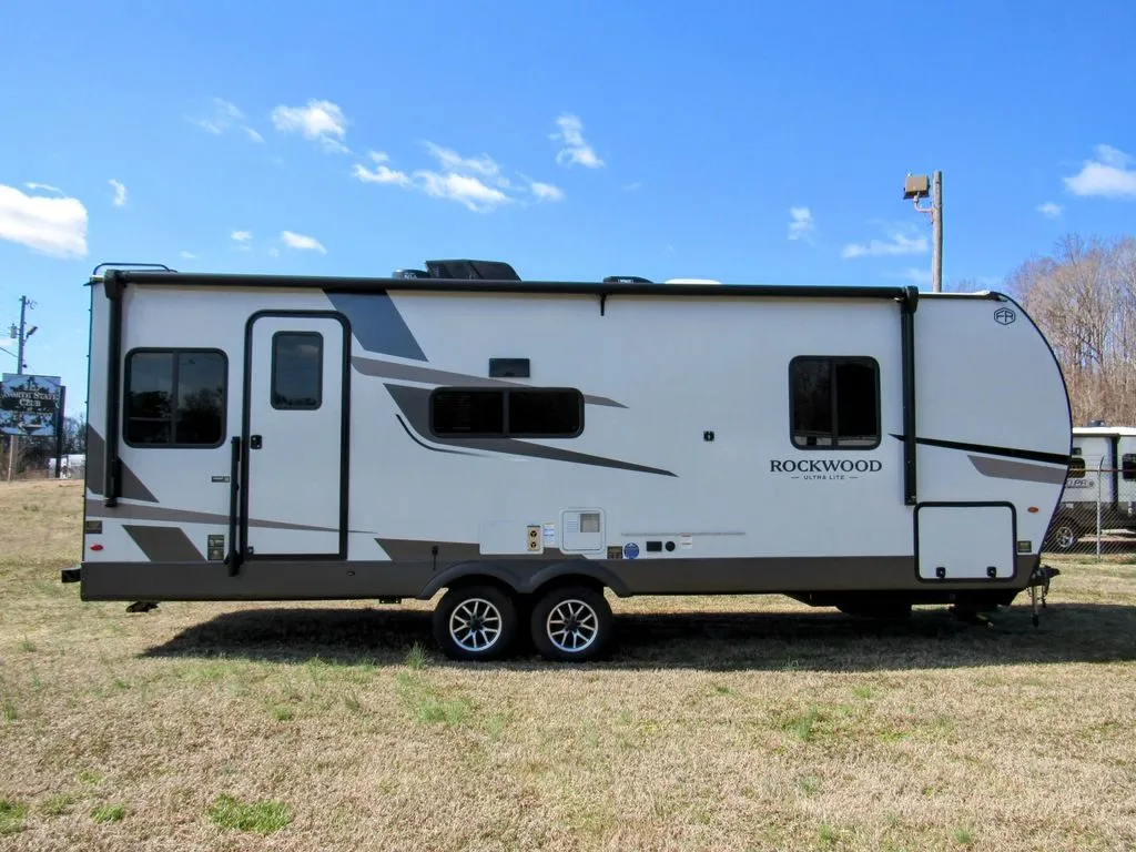 2026 Forest River Rockwood Ultra Lite 302RDT - Photo 2